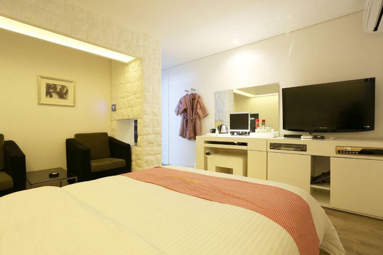 Q Hotel Paju Exterior photo
